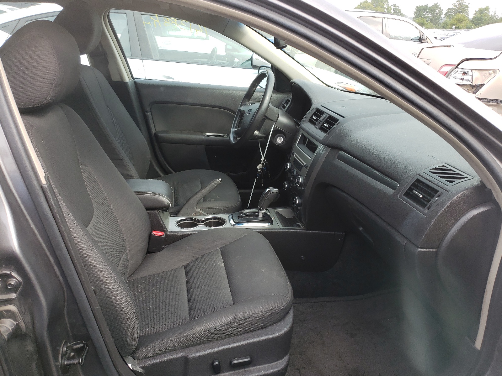 Photo 5 from auction – 2011 FORD FUSION SEL with VIN 3FAHP0JA3BR145970