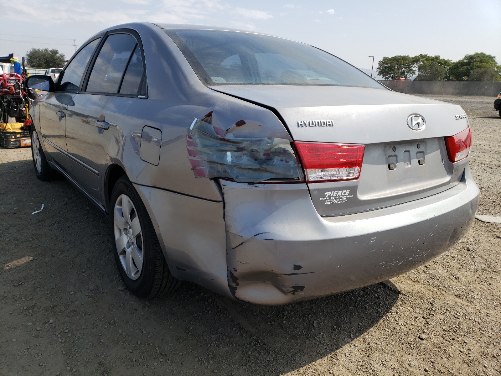 Photo 3 from auction – 2006 HYUNDAI SONATA GL with VIN 5NPET46C06H098822