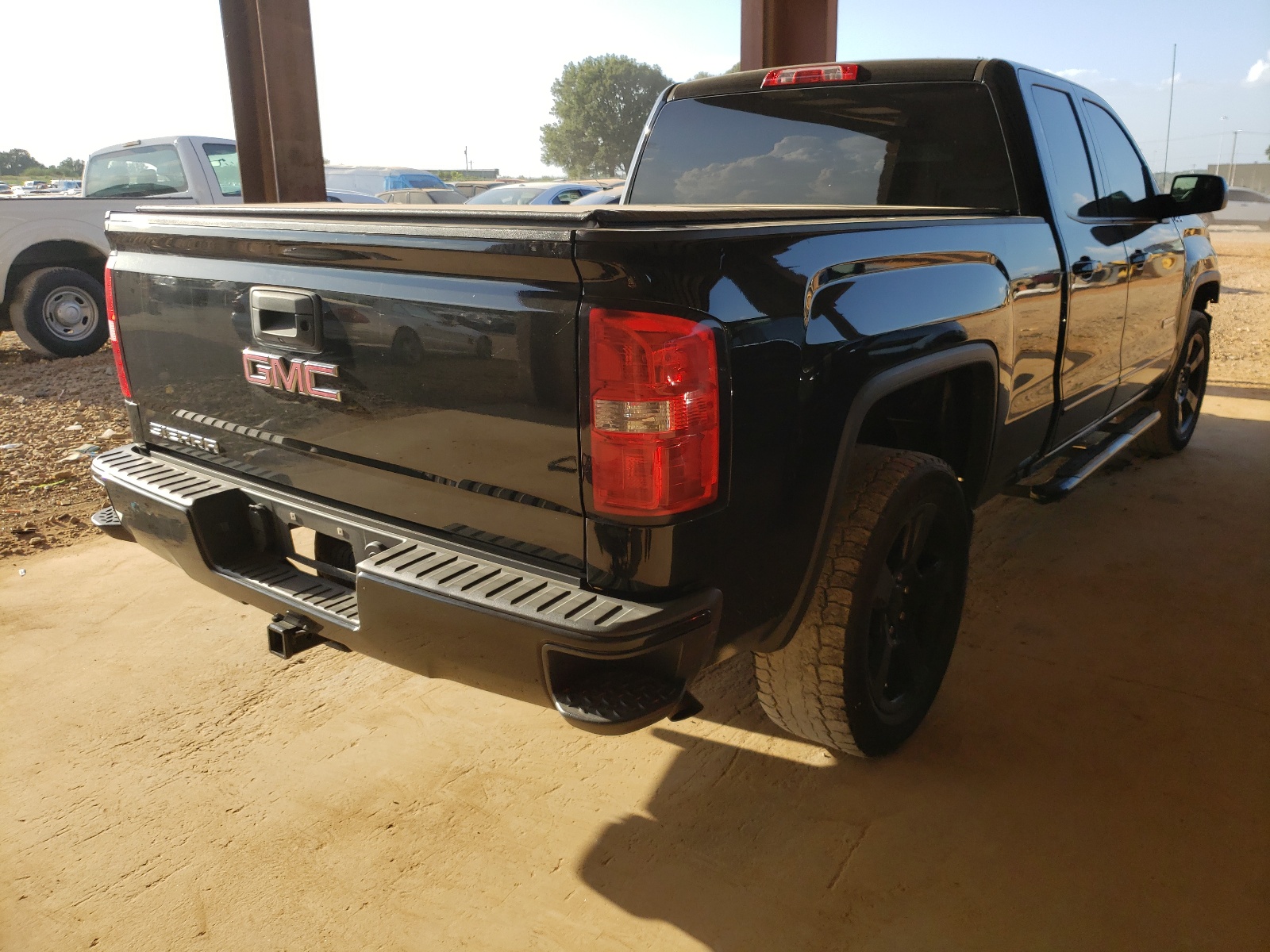 Photo 4 from auction – 2016 GMC SIERRA K15 with VIN 1GTV2LEH6GZ254463