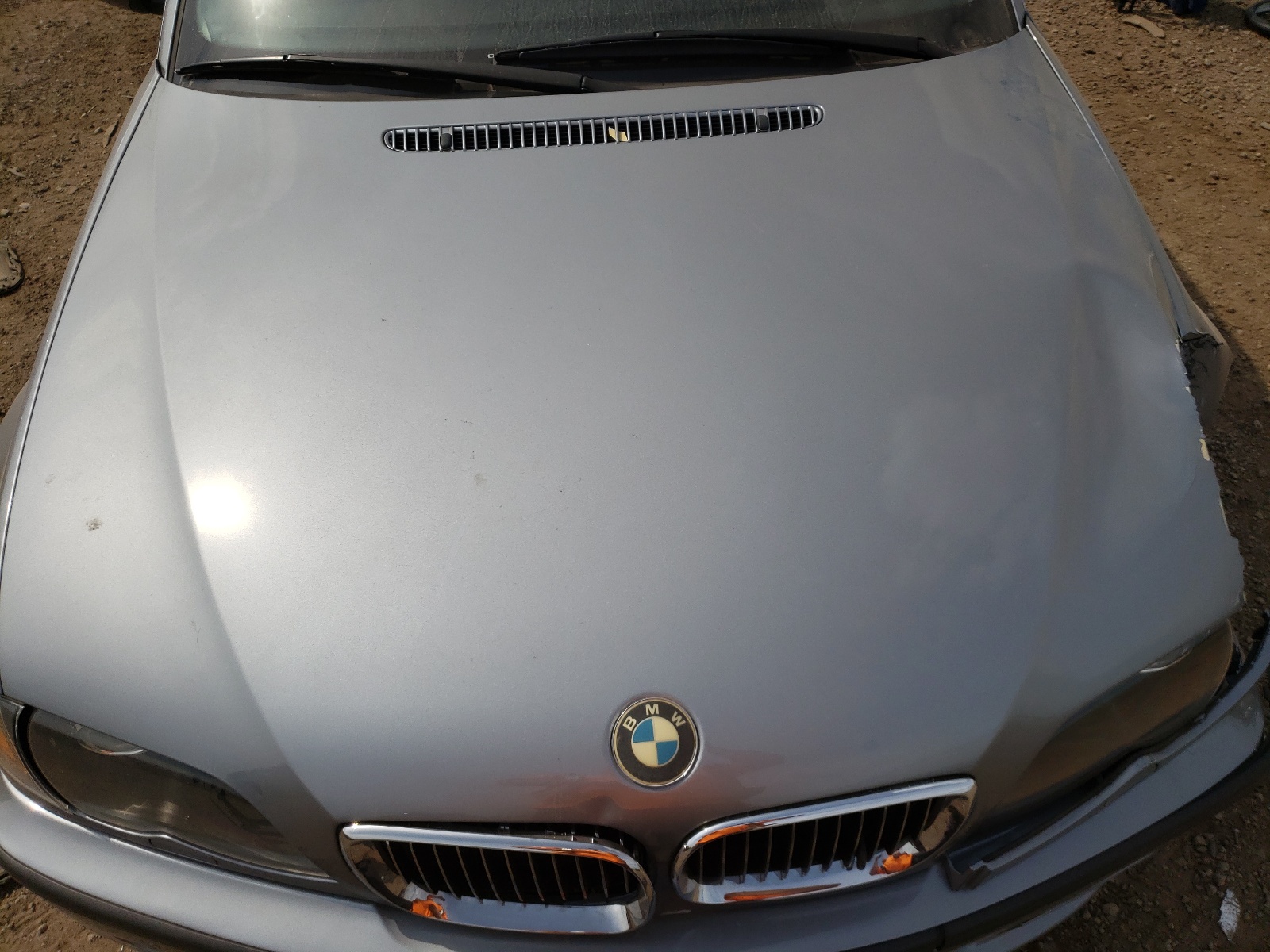 Foto 7 de la subasta – 2004 BMW 330 XI con VIN WBAEW53474PN32940