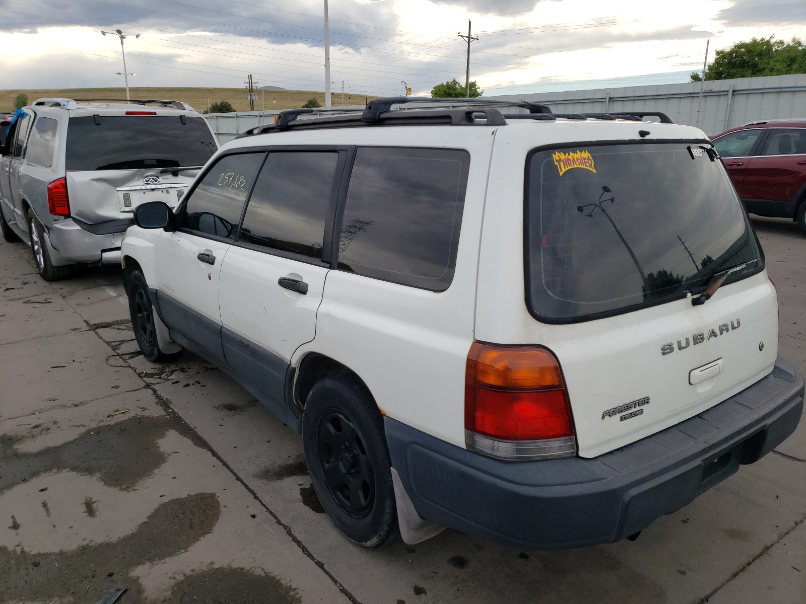 Photo 3 from auction – 1998 SUBARU FORESTER L with VIN JF1SF6356WG750185