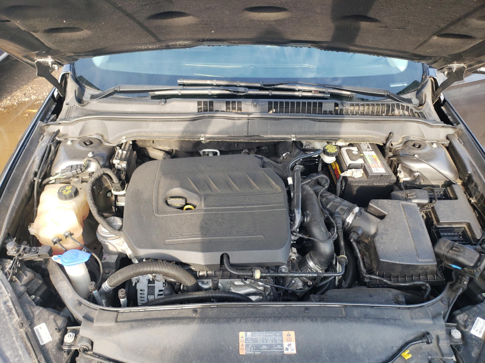 Photo 7 from auction – 2016 FORD FUSION SE with VIN 3FA6P0HD2GR392251