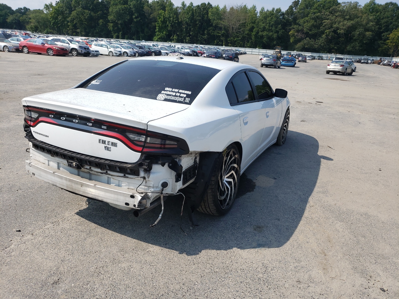 Foto 4 de la subasta – 2016 DODGE CHARGER SE con VIN 2C3CDXBG5GH173706
