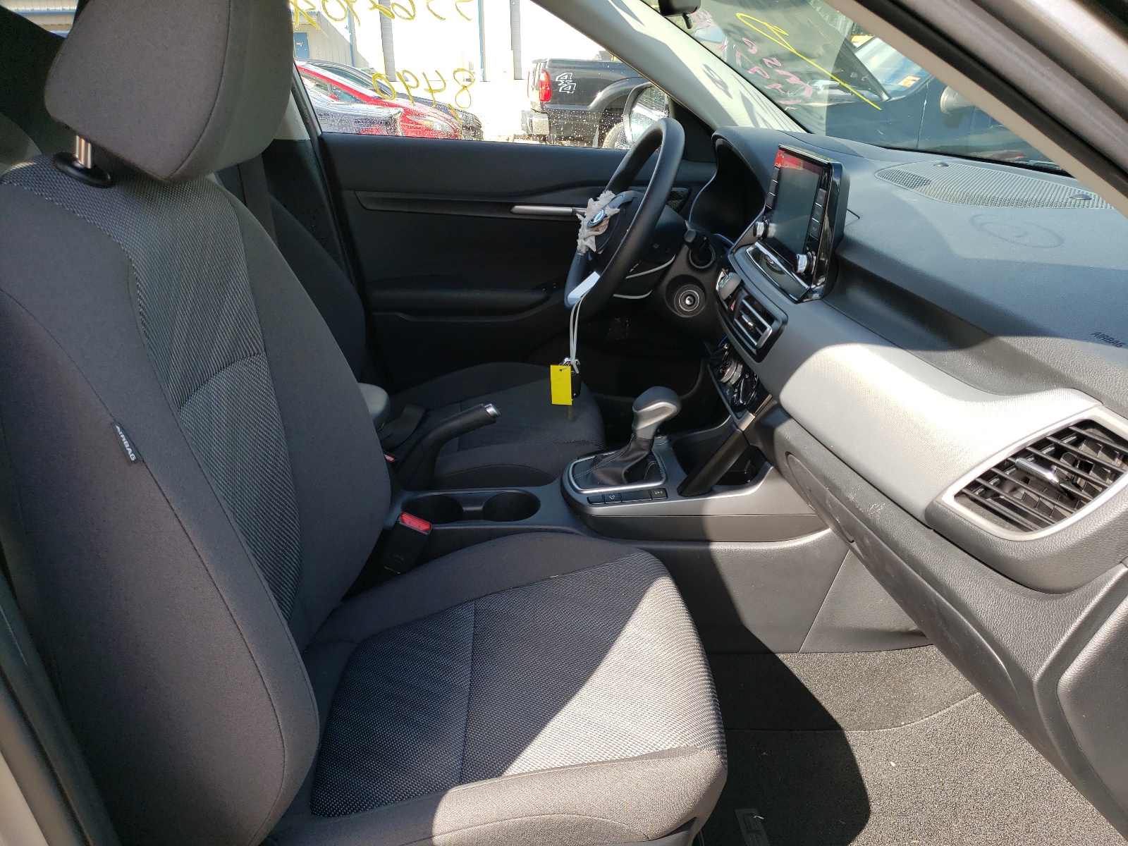 Photo 5 from auction – 2021 KIA SELTOS LX with VIN KNDEPCAA3M7133178