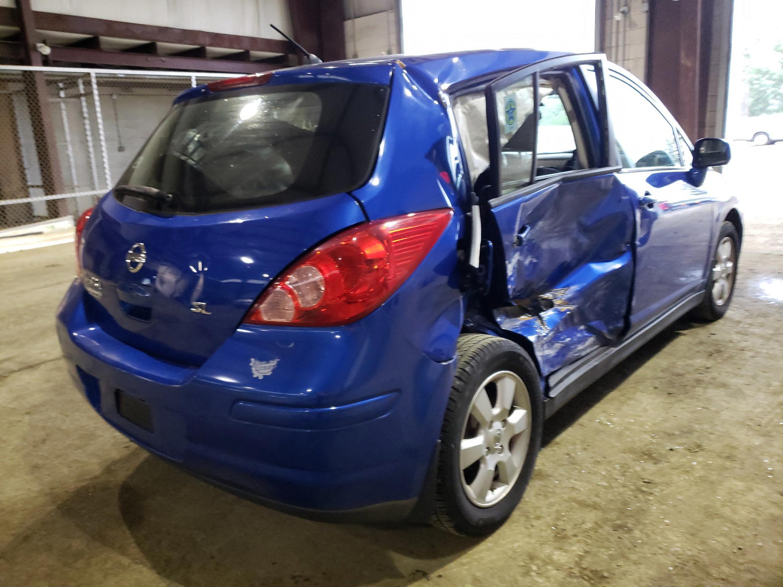 Photo 4 from auction – 2009 NISSAN VERSA S with VIN 3N1BC13E59L417095