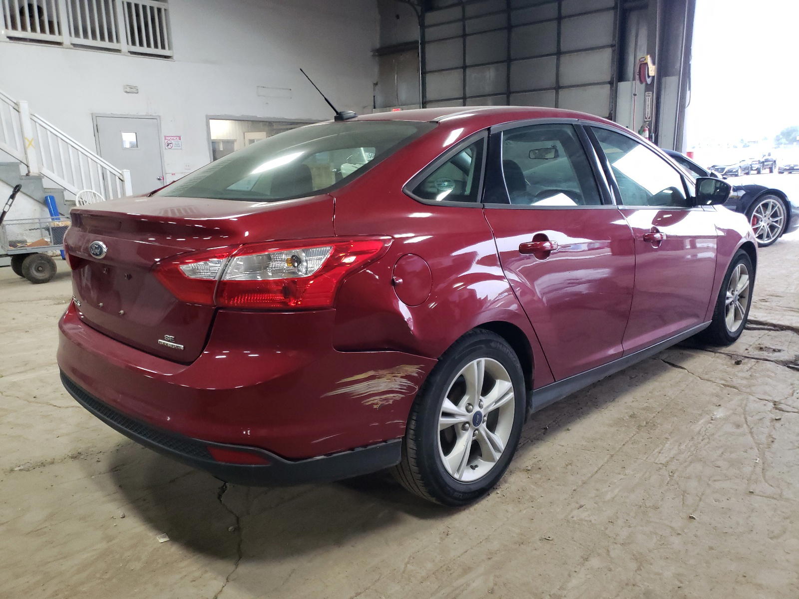 Photo 4 from auction – 2014 FORD FOCUS SE with VIN 1FADP3F24EL419410