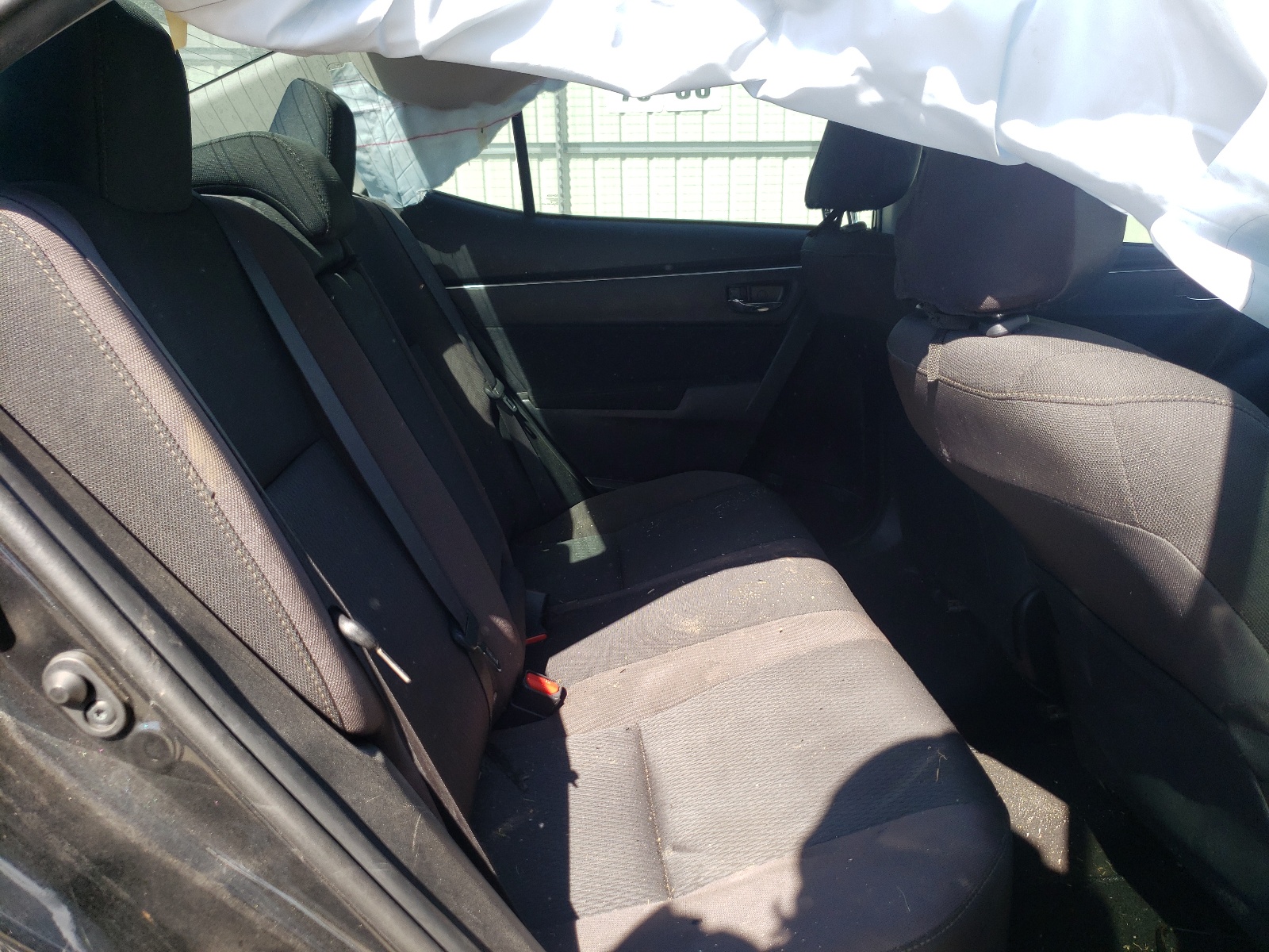 Photo 6 from auction – 2018 TOYOTA COROLLA L with VIN 5YFBURHE0JP823634