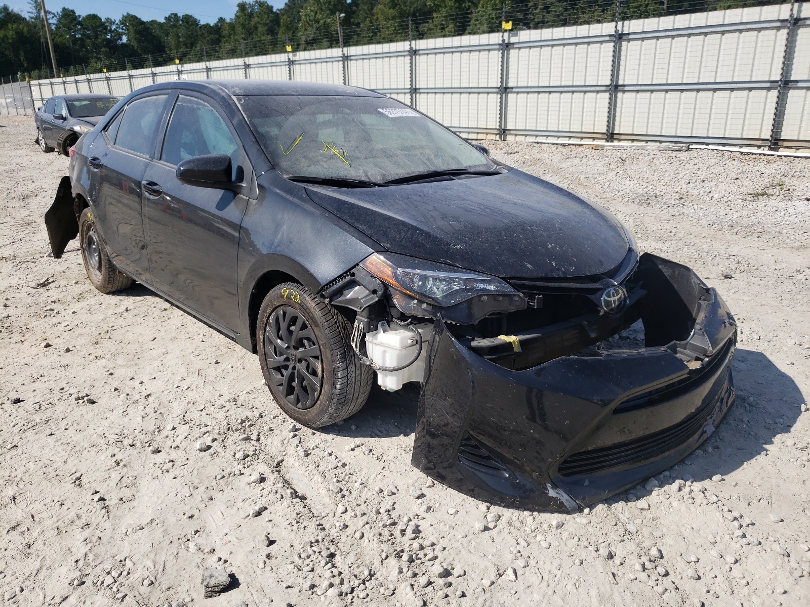 Photo 1 from auction – 2018 TOYOTA COROLLA L with VIN 5YFBURHE0JP823634