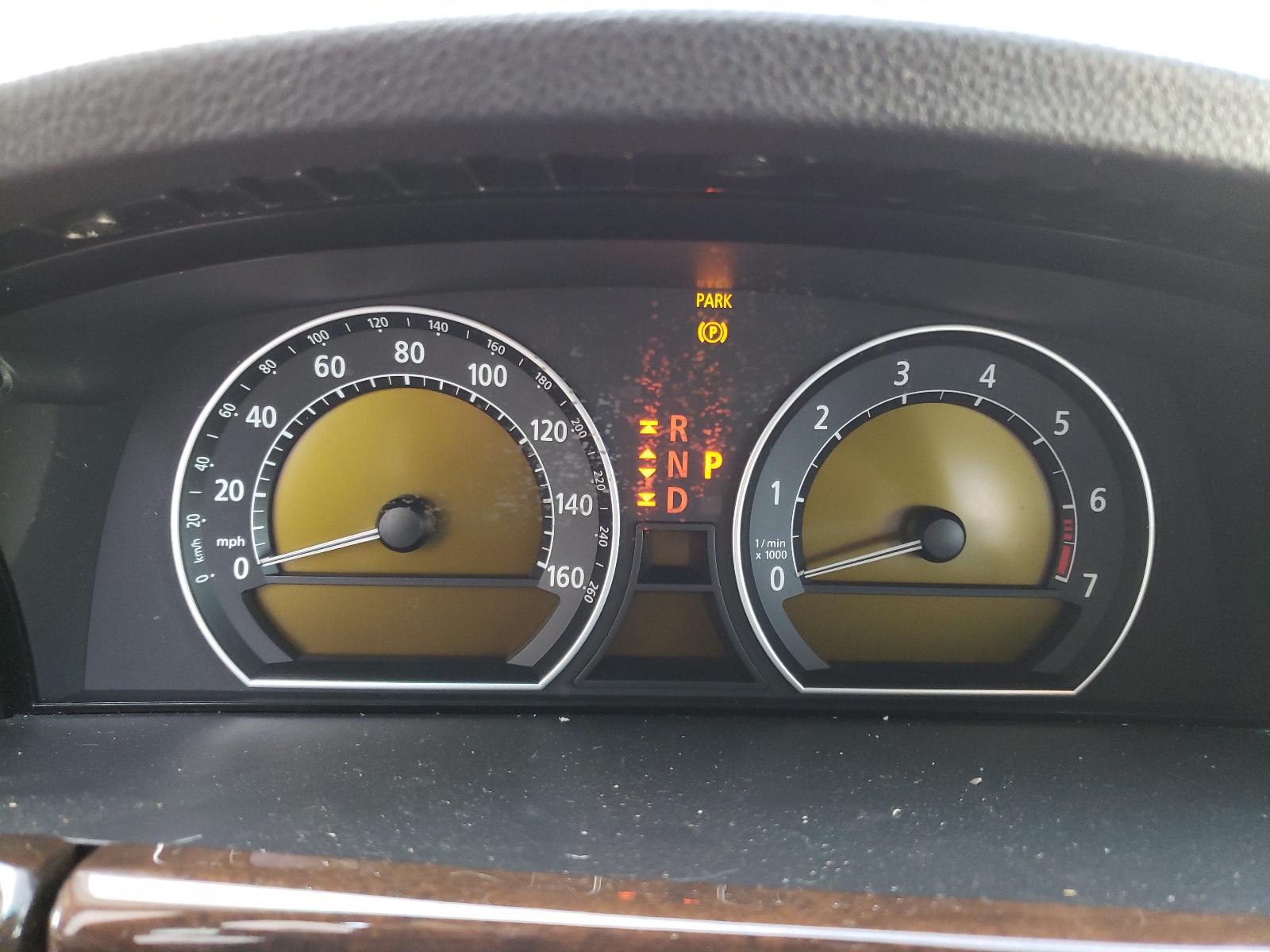 Photo 8 from auction – 2005 BMW 745 LI with VIN WBAGN63585DS56636