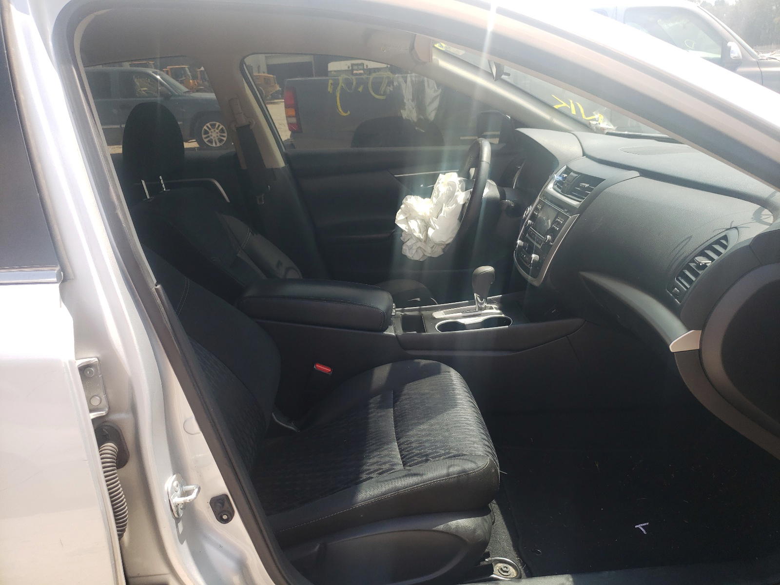 Photo 5 from auction – 2017 NISSAN ALTIMA 2.5 with VIN 1N4AL3AP9HC195816