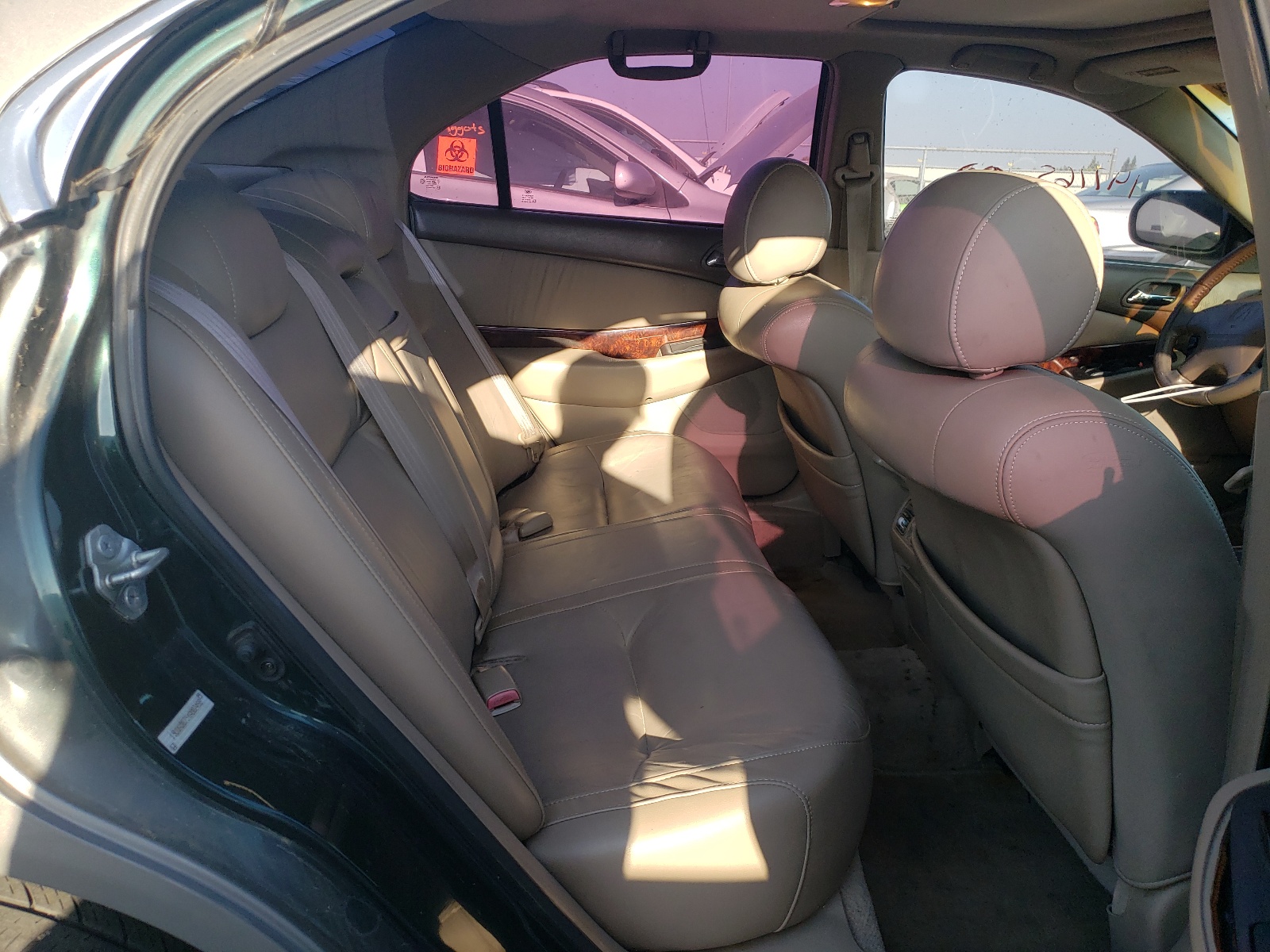 Photo 6 from auction – 2000 ACURA 3.2TL with VIN 19UUA5675YA007498