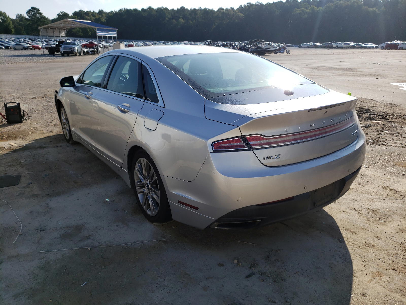 Photo 3 from auction – 2015 LINCOLN MKZ with VIN 3LN6L2J94FR607131