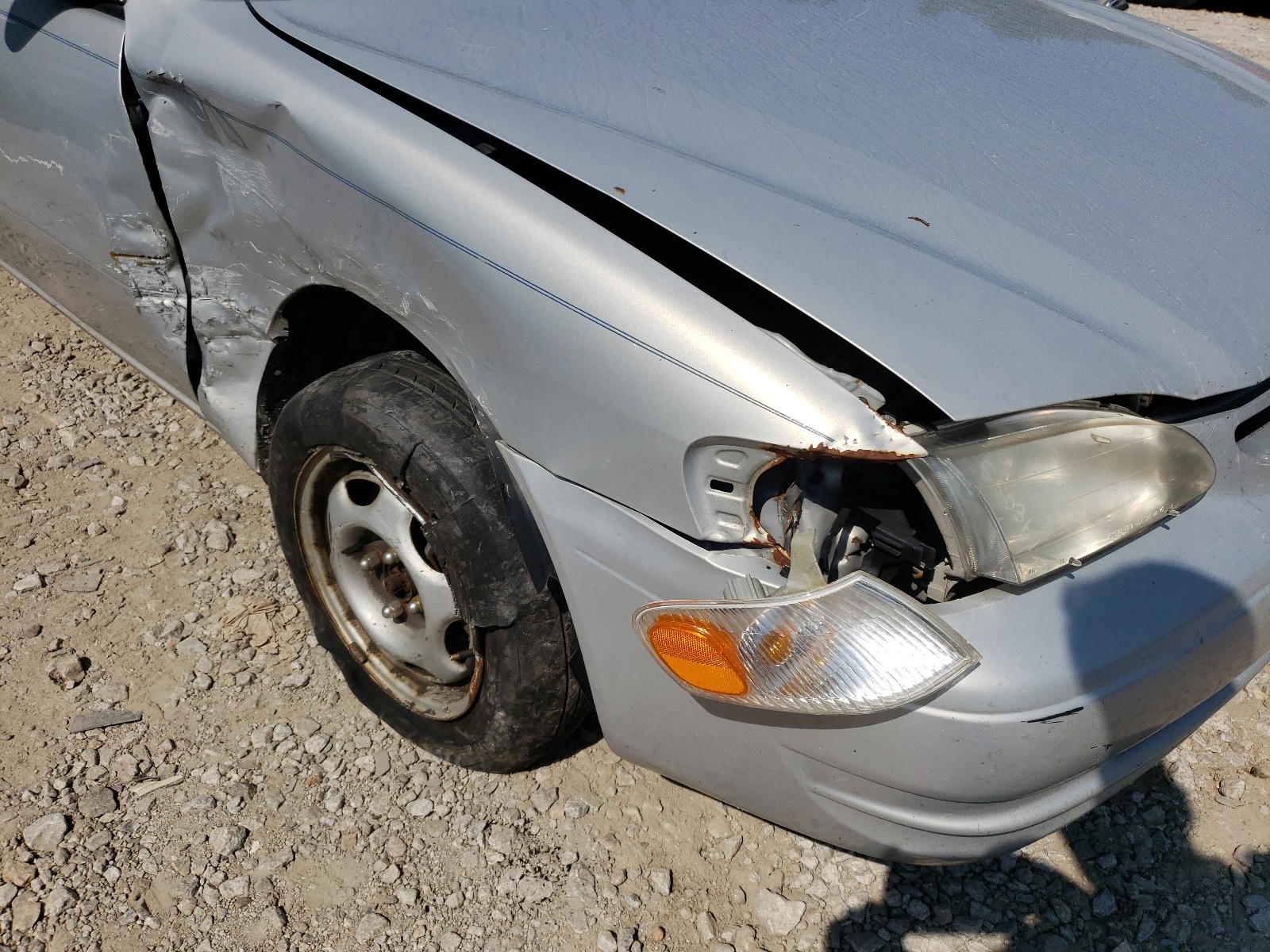 Photo 9 from auction – 2000 TOYOTA COROLLA VE with VIN 2T1BR12E8YC333951