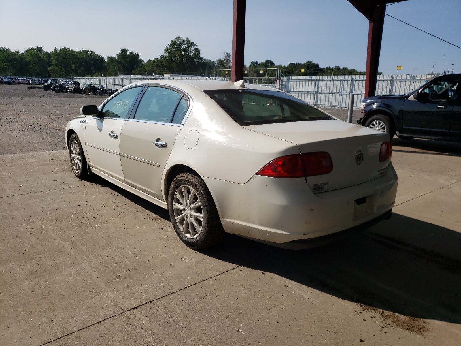 Foto 3 de la subasta – 2011 BUICK LUCERNE CX con VIN 1G4HC5EM6BU135896