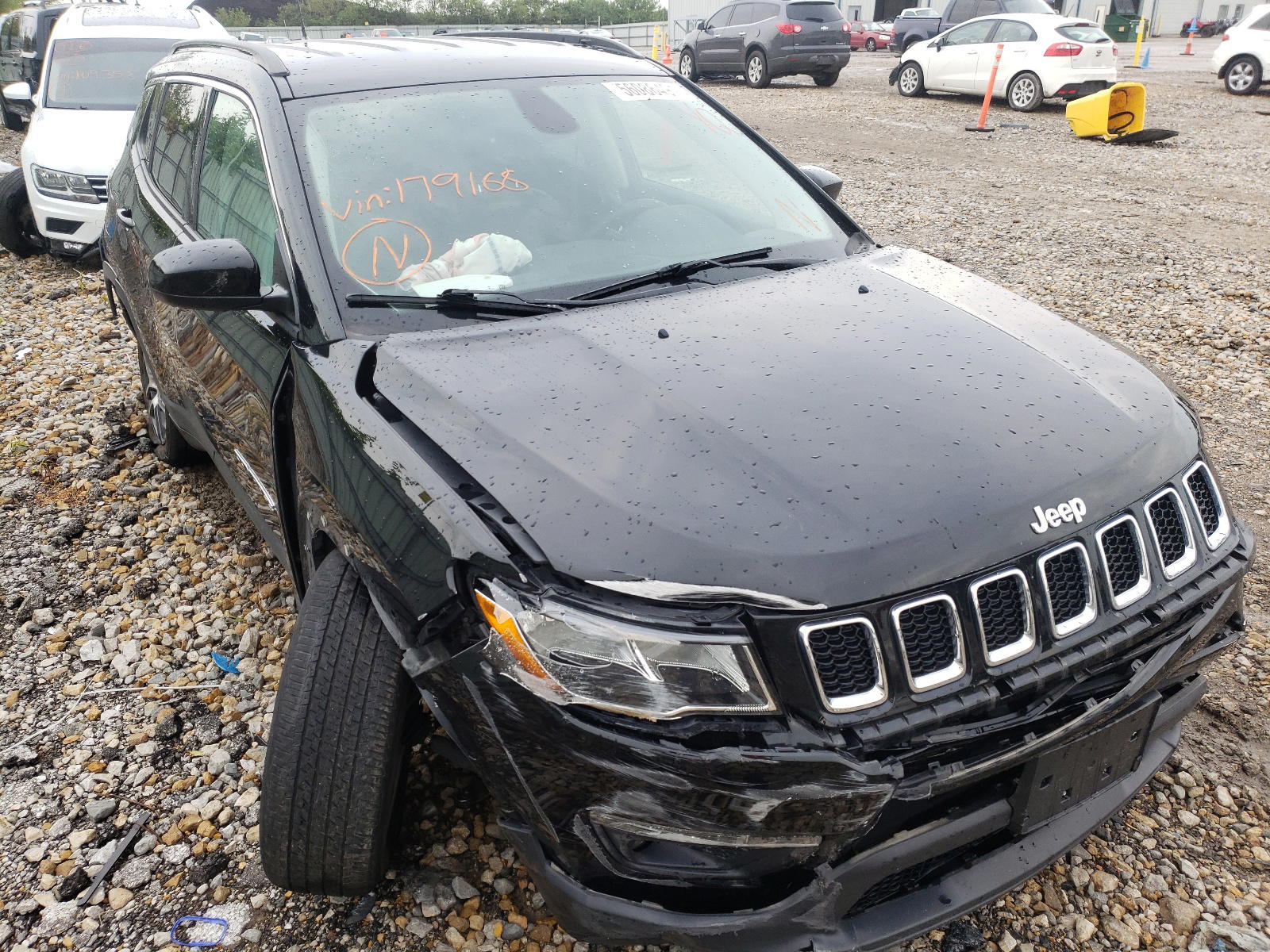 JEEP COMPASS LA 2018 with VIN 3C4NJDBB2JT179168 - Photo from auction