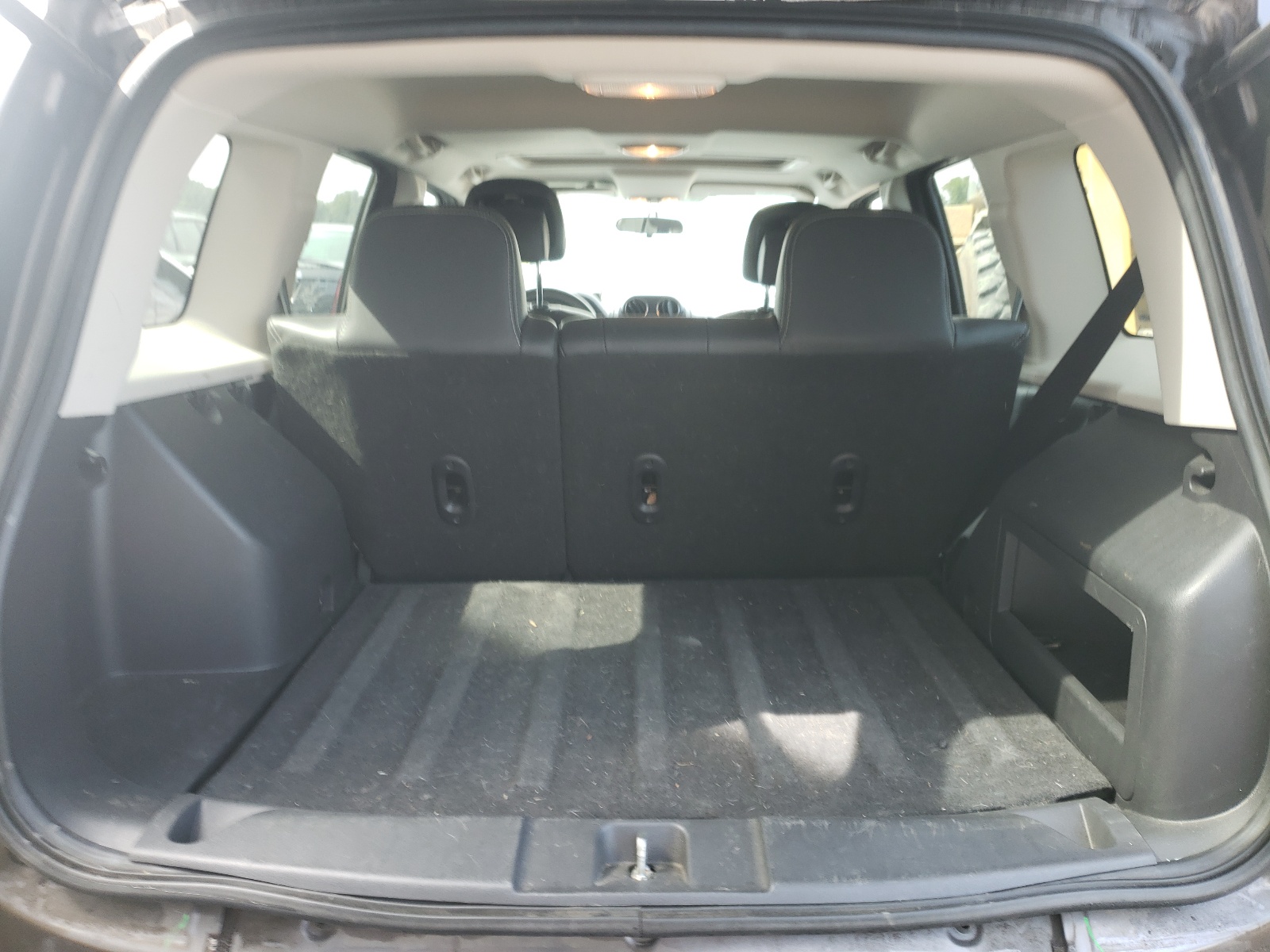Photo 9 from auction – 2014 JEEP PATRIOT LA with VIN 1C4NJPFA7ED812651