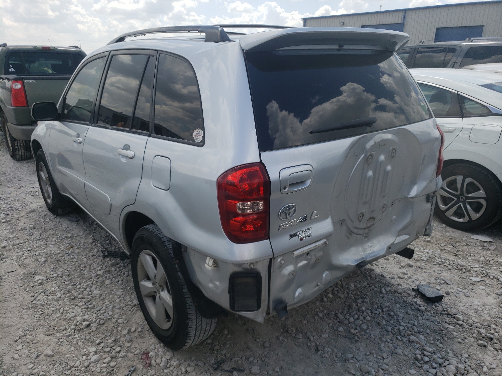 Zdjęcie 3 z aukcji – 2005 TOYOTA RAV4 z VIN JTEGD20V950095641