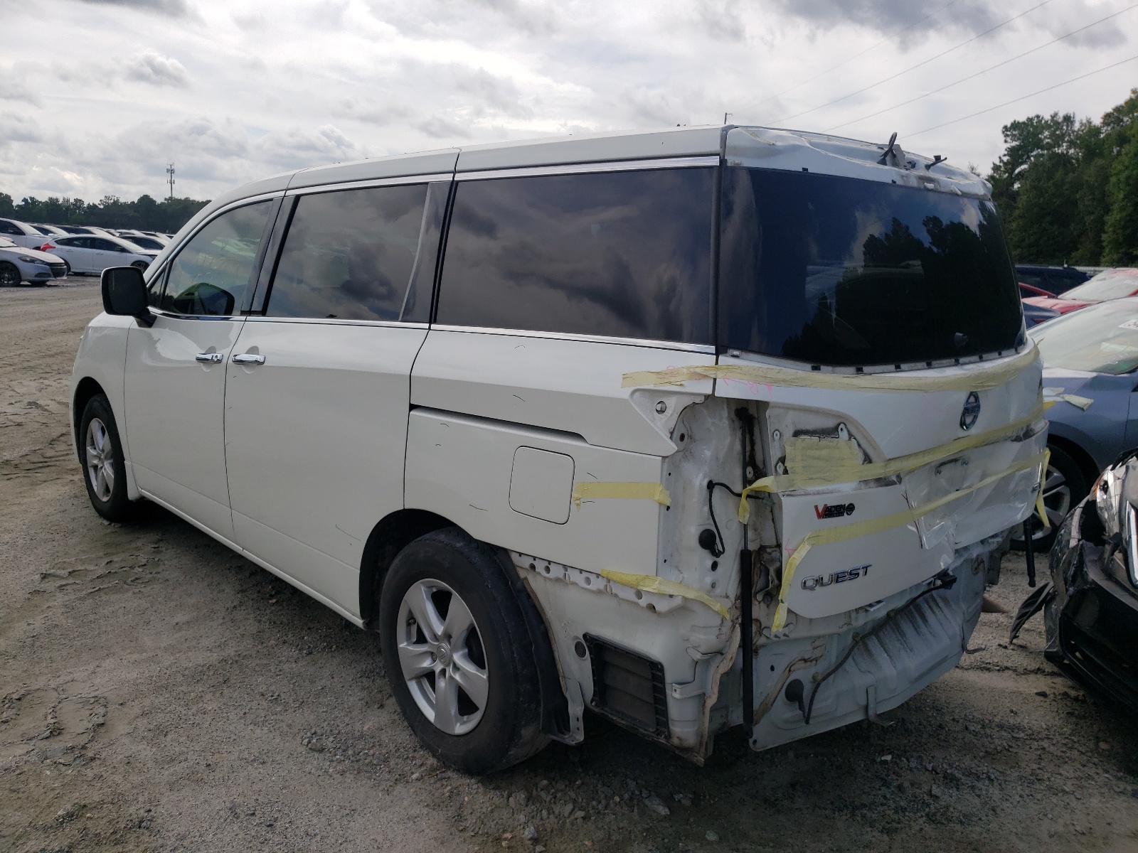 Photo 3 from auction – 2015 NISSAN QUEST S with VIN JN8AE2KP2F9133024