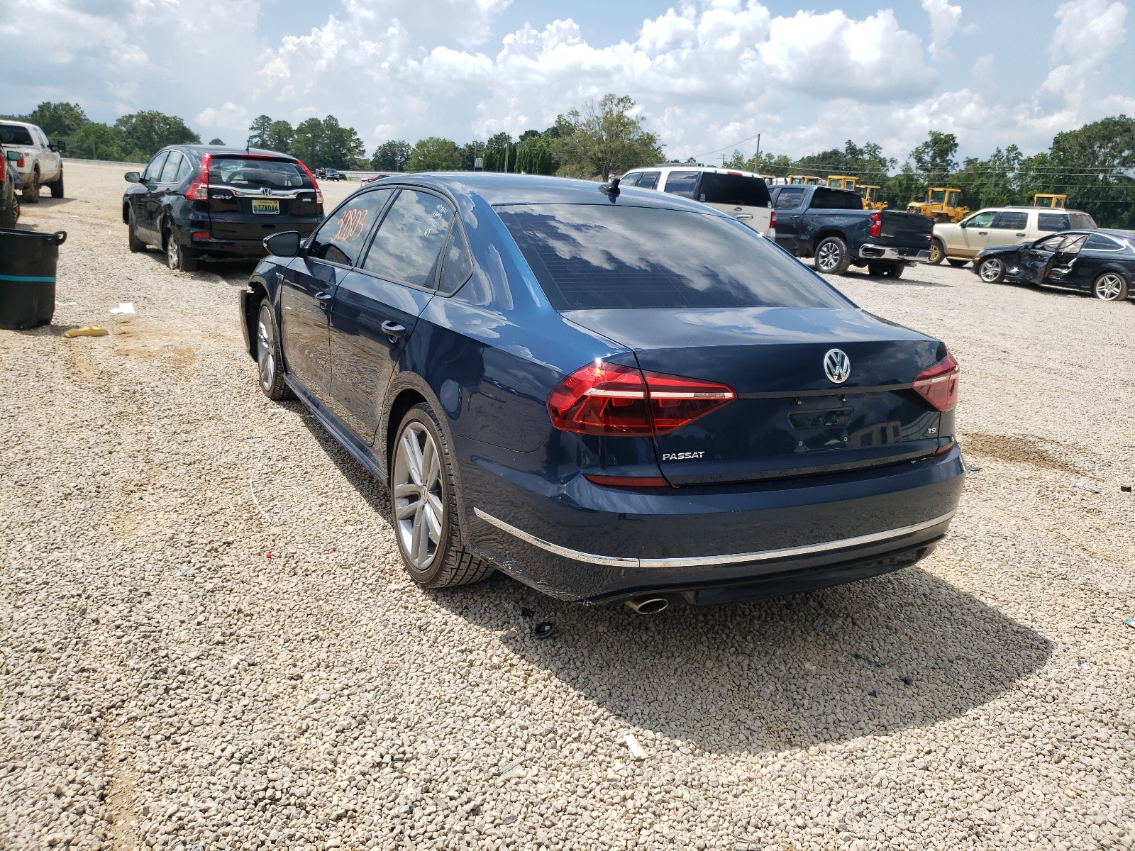 Photo 3 from auction – 2018 VOLKSWAGEN PASSAT S with VIN 1VWAA7A32JC023957