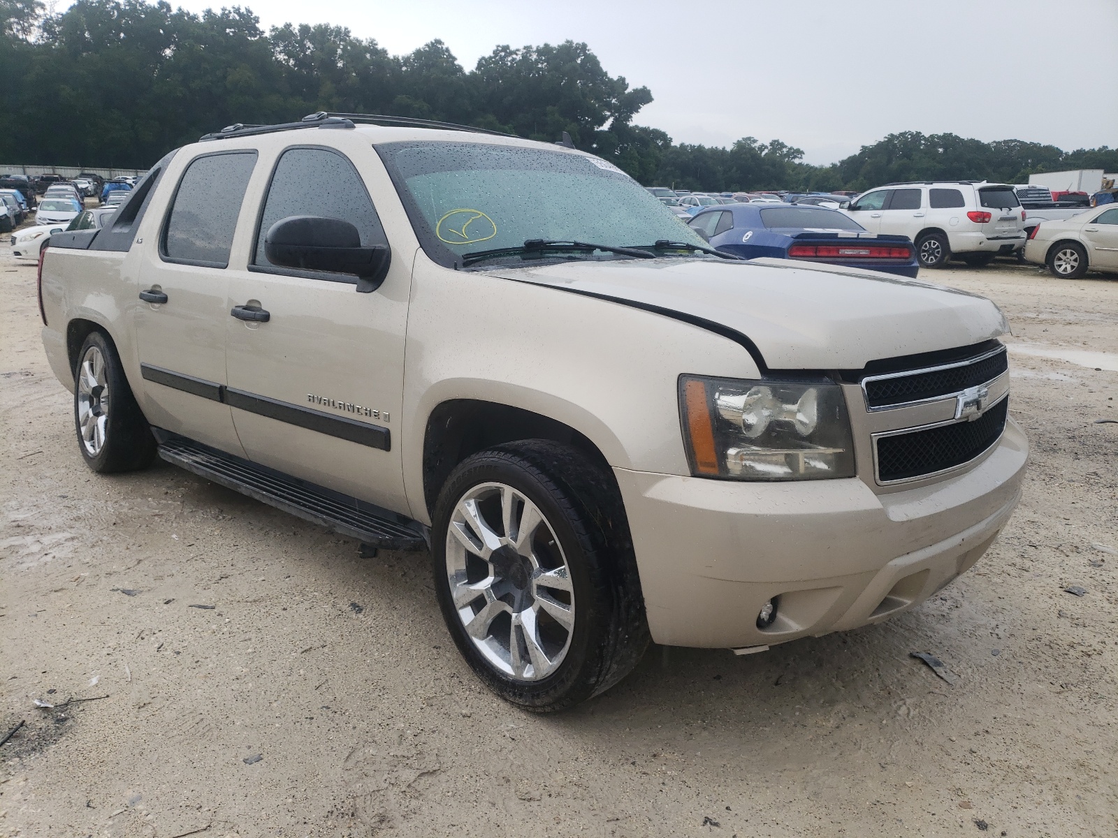 CHEVROLET AVALANCHE 2008 with VIN 3GNEC12038G144575 - Photo from auction