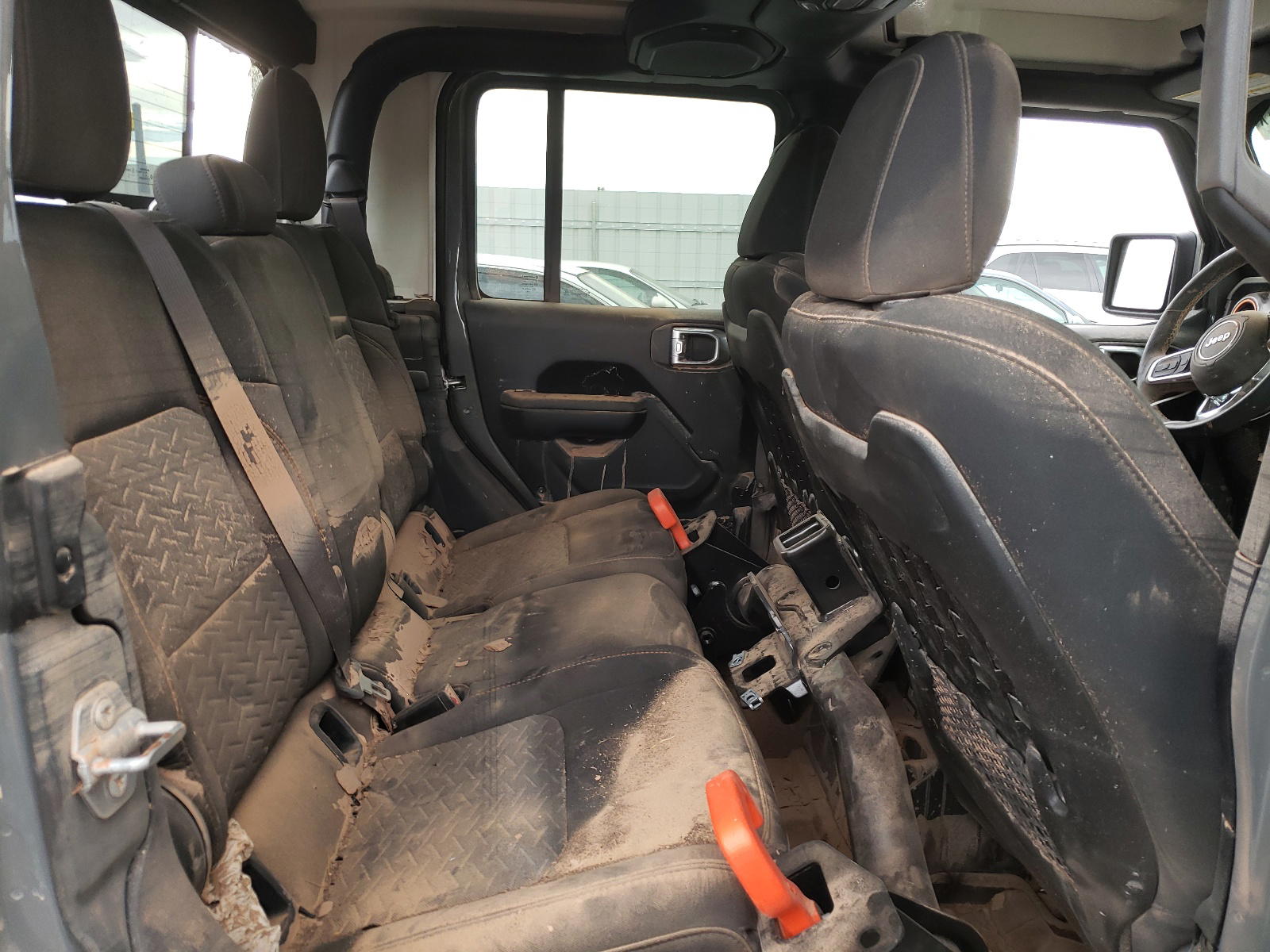 Photo 6 from auction – 2021 JEEP GLADIATOR with VIN 1C6JJTEG0ML546706