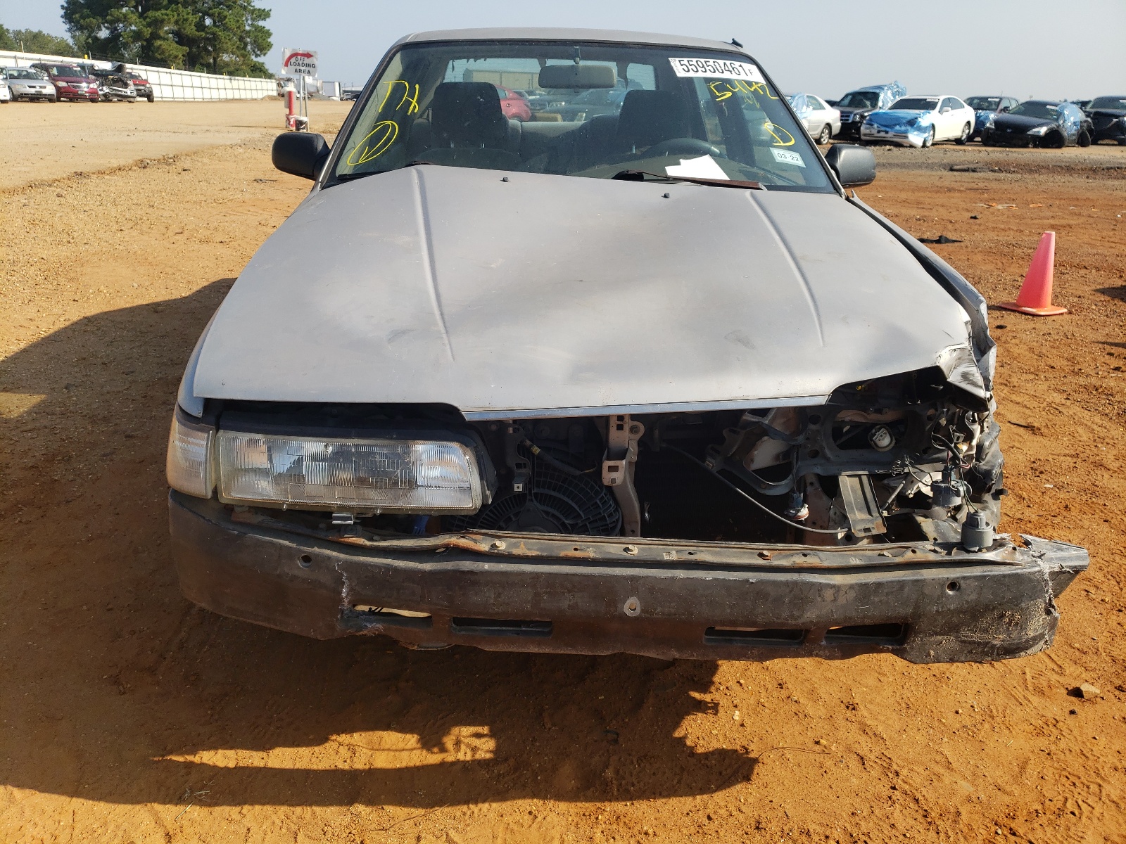 Photo 9 from auction – 1991 MAZDA 626 DX with VIN 1YVGD22B9M5145442