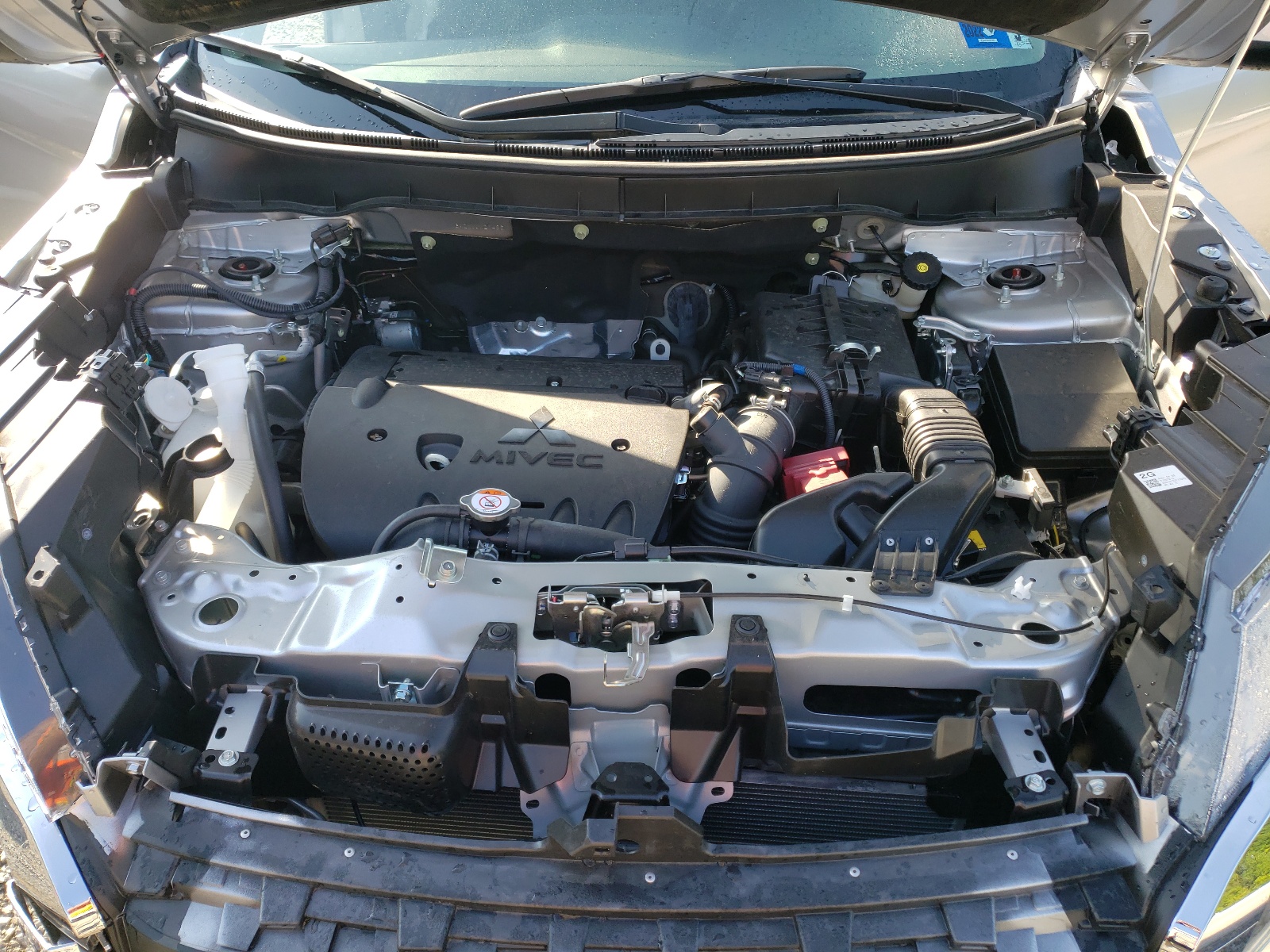 Photo 7 from auction – 2021 MITSUBISHI OUTLANDER with VIN JA4APUAU9MU020488