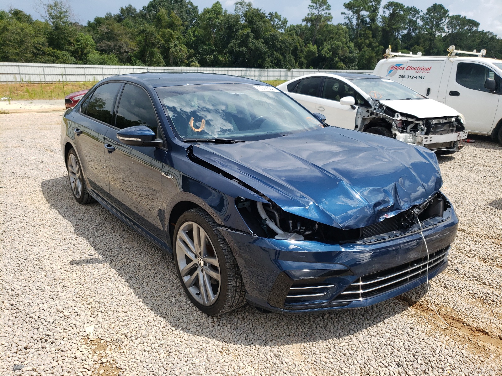 VOLKSWAGEN PASSAT S 2018 with VIN 1VWAA7A32JC023957 - Photo from auction