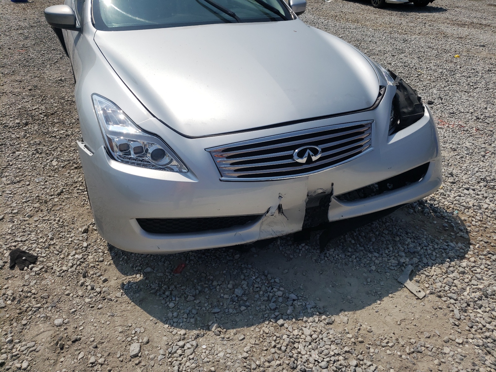 Photo 9 from auction – 2009 INFINITI G37 BASE with VIN JNKCV66E79M721795