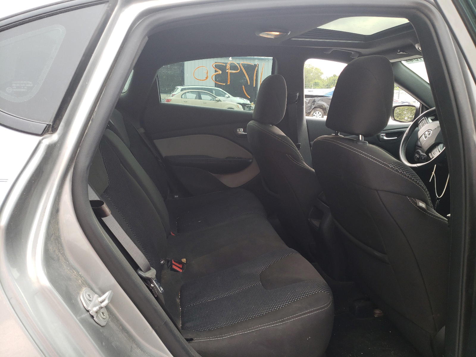 Photo 6 from auction – 2015 DODGE DART SXT with VIN 1C3CDFBB4FD336789