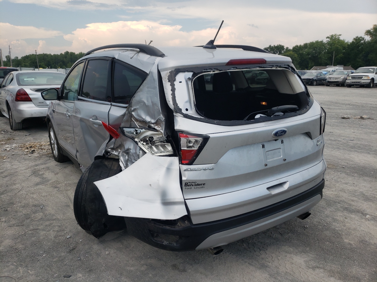 Photo 3 from auction – 2018 FORD ESCAPE SE with VIN 1FMCU9GD9JUA49959