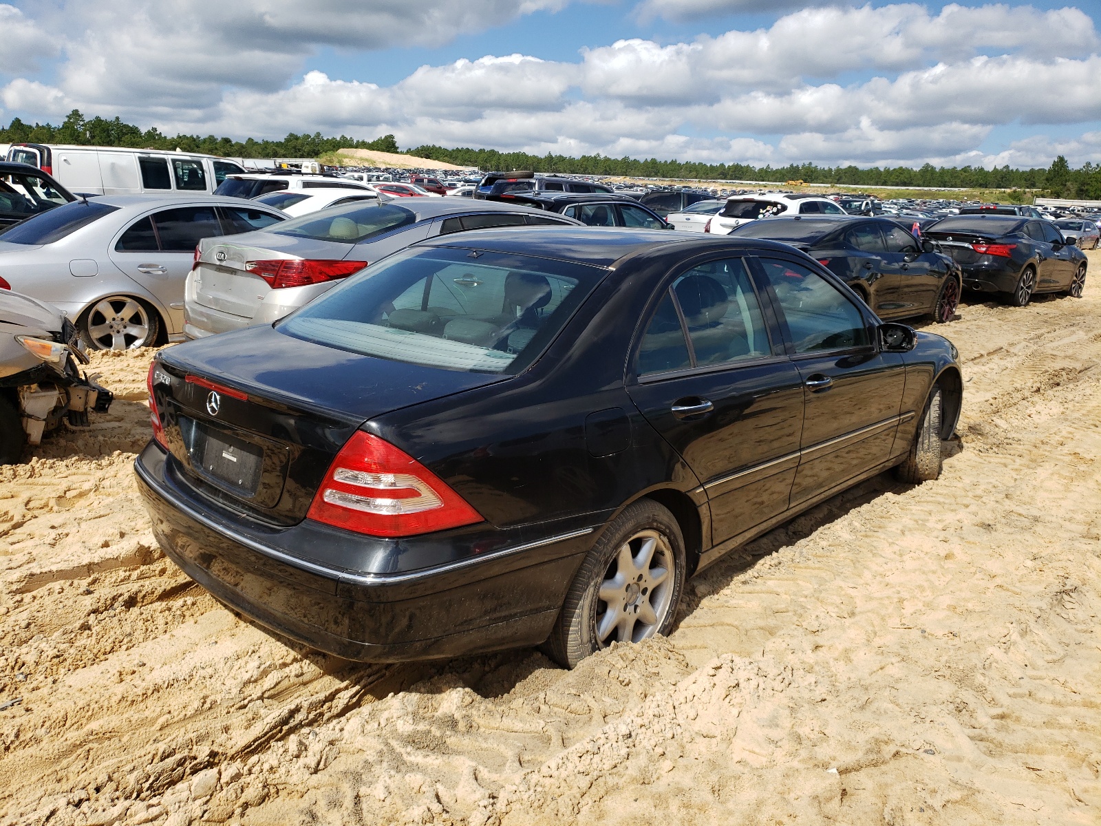 Photo 16 from auction – 2000 MERCEDES-BENZ 300-CLASS with VIN WDBRF64J11F069742