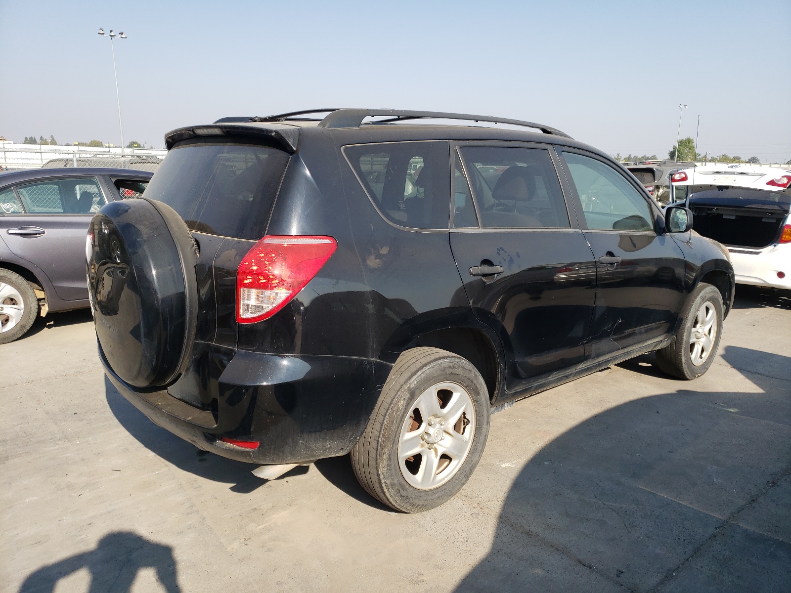 Photo 4 from auction – 2008 TOYOTA RAV4 with VIN JTMZD33V486056861