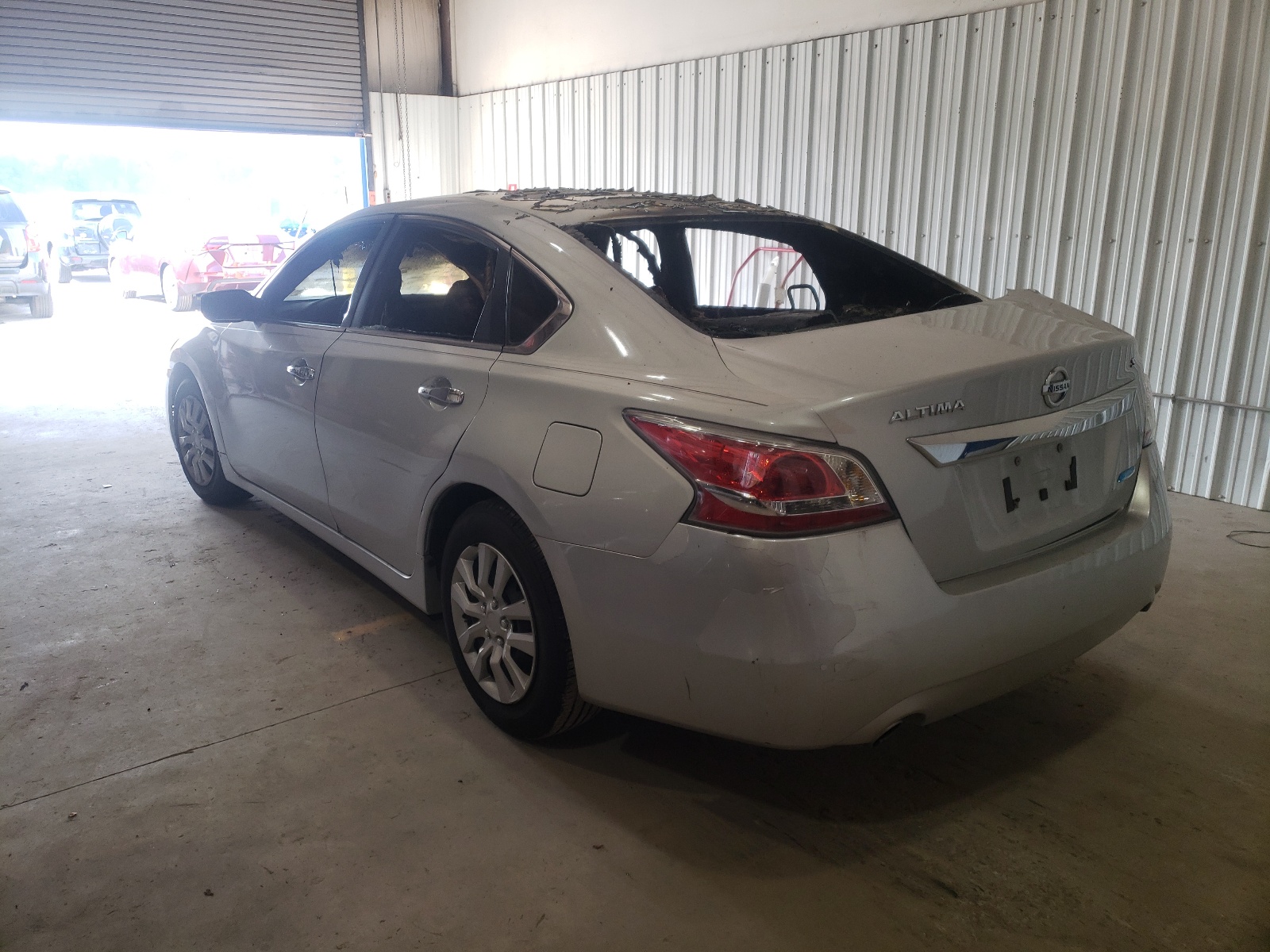 Photo 3 from auction – 2014 NISSAN ALTIMA 2.5 with VIN 1N4AL3AP4EC329367