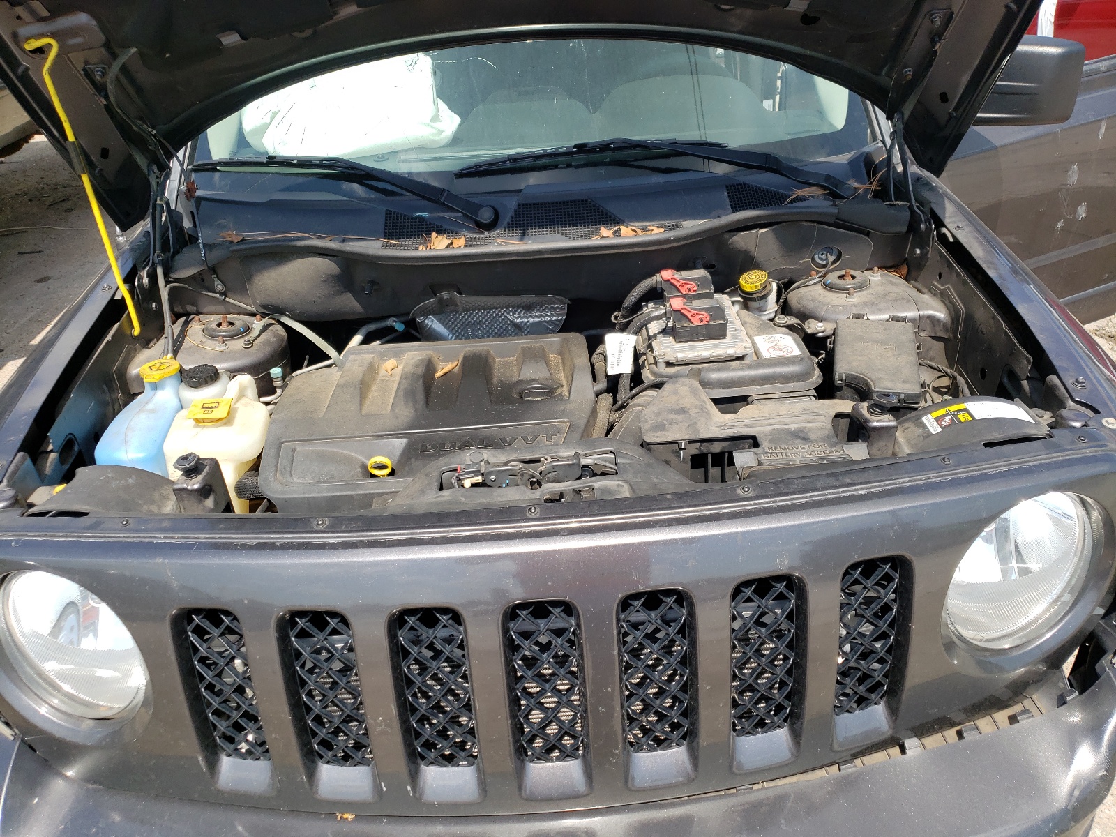 Photo 7 from auction – 2016 JEEP PATRIOT LA with VIN 1C4NJPFB2GD570122