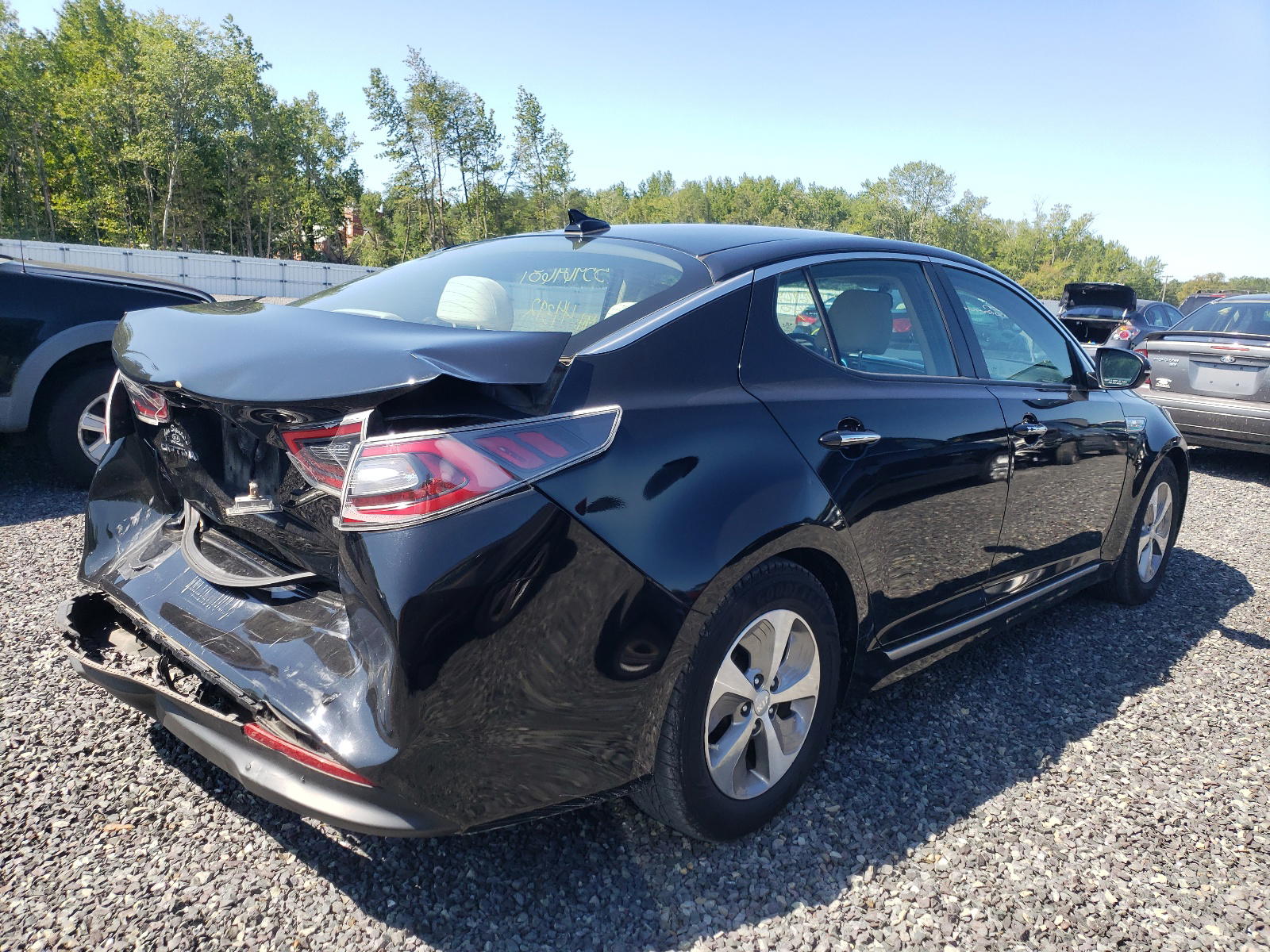 Photo 4 from auction – 2016 KIA OPTIMA HYB with VIN KNAGM4AD7G5092990