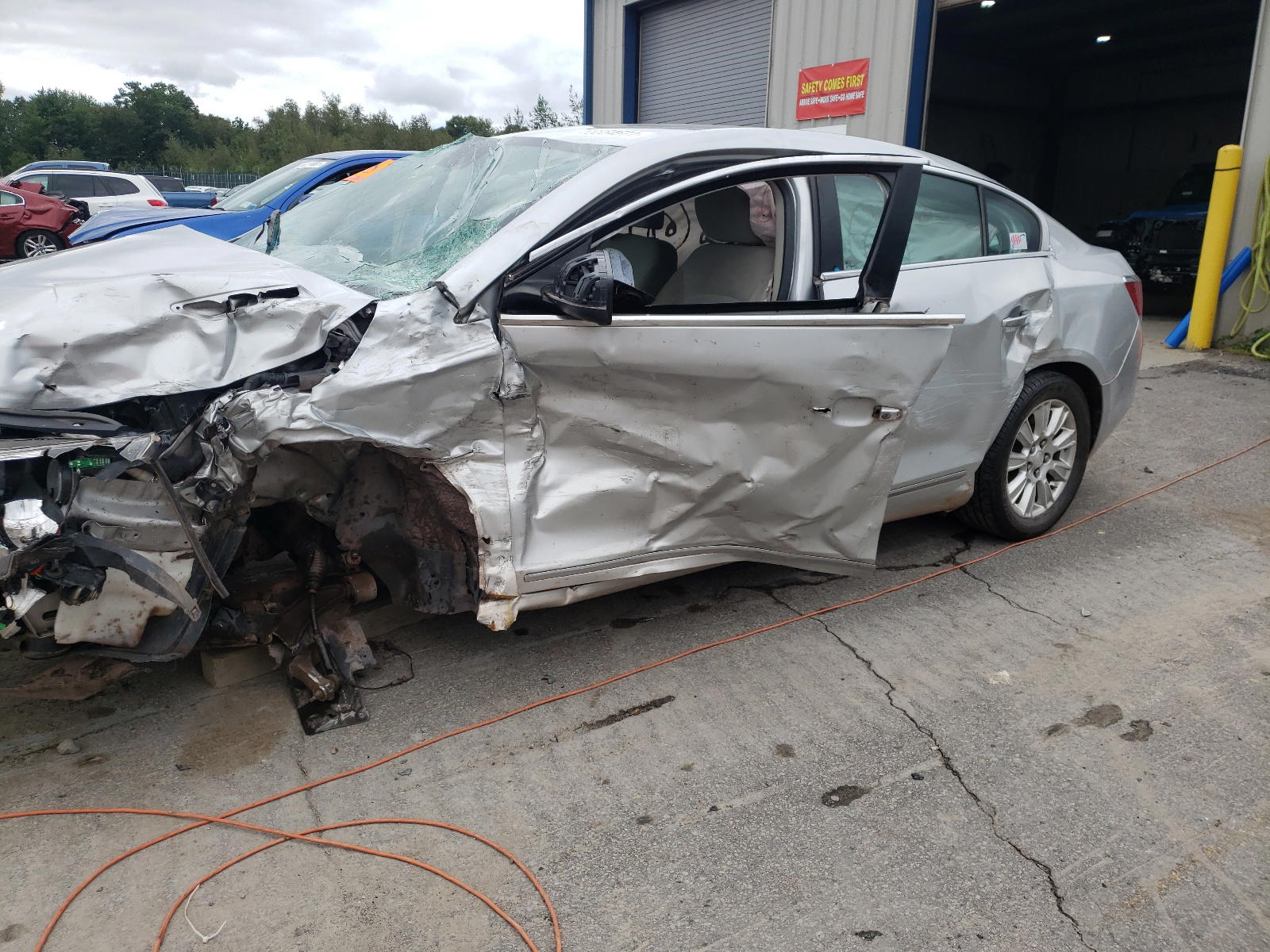 Photo 9 from auction – 2012 BUICK LACROSSE C with VIN 1G4GB5E37CF362557