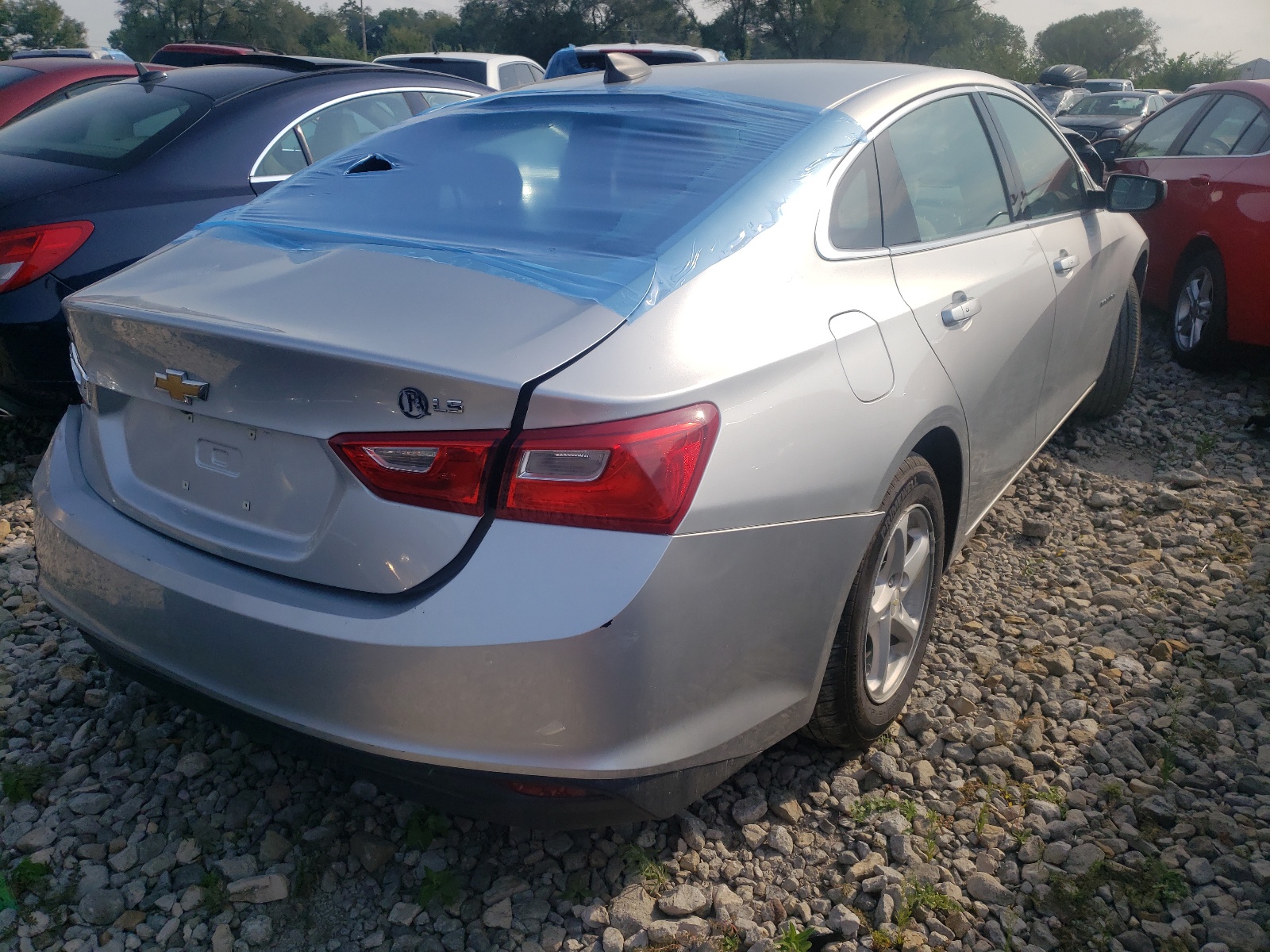 Photo 4 from auction – 2016 CHEVROLET MALIBU LS with VIN 1G1ZB5ST2GF177784