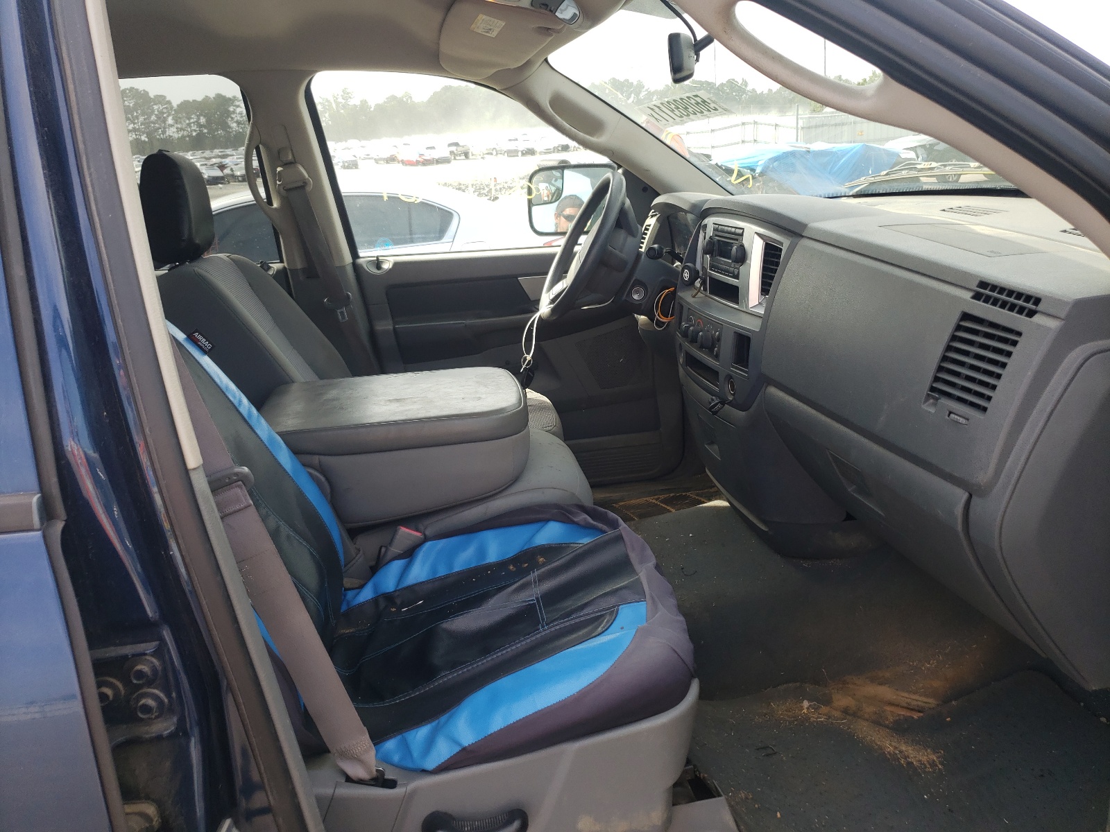Photo 5 from auction – 2007 DODGE RAM 1500 S with VIN 1D7HA18257J618808