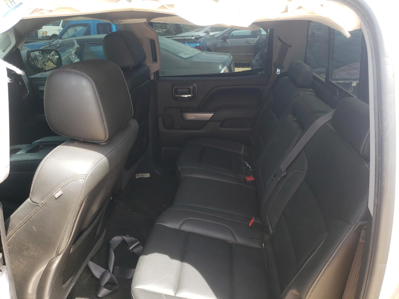 Photo 6 from auction – 2015 CHEVROLET SILVERADO with VIN 3GCUKREC1FG455480