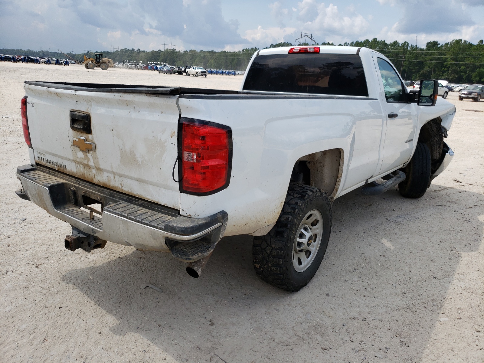 Photo 4 from auction – 2016 CHEVROLET SILVERADO with VIN 1GC3CYCG0GZ318962