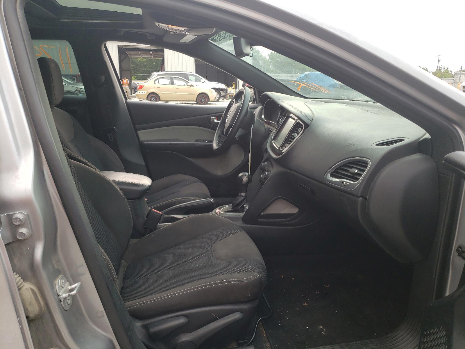 Photo 5 from auction – 2015 DODGE DART SXT with VIN 1C3CDFBB4FD336789