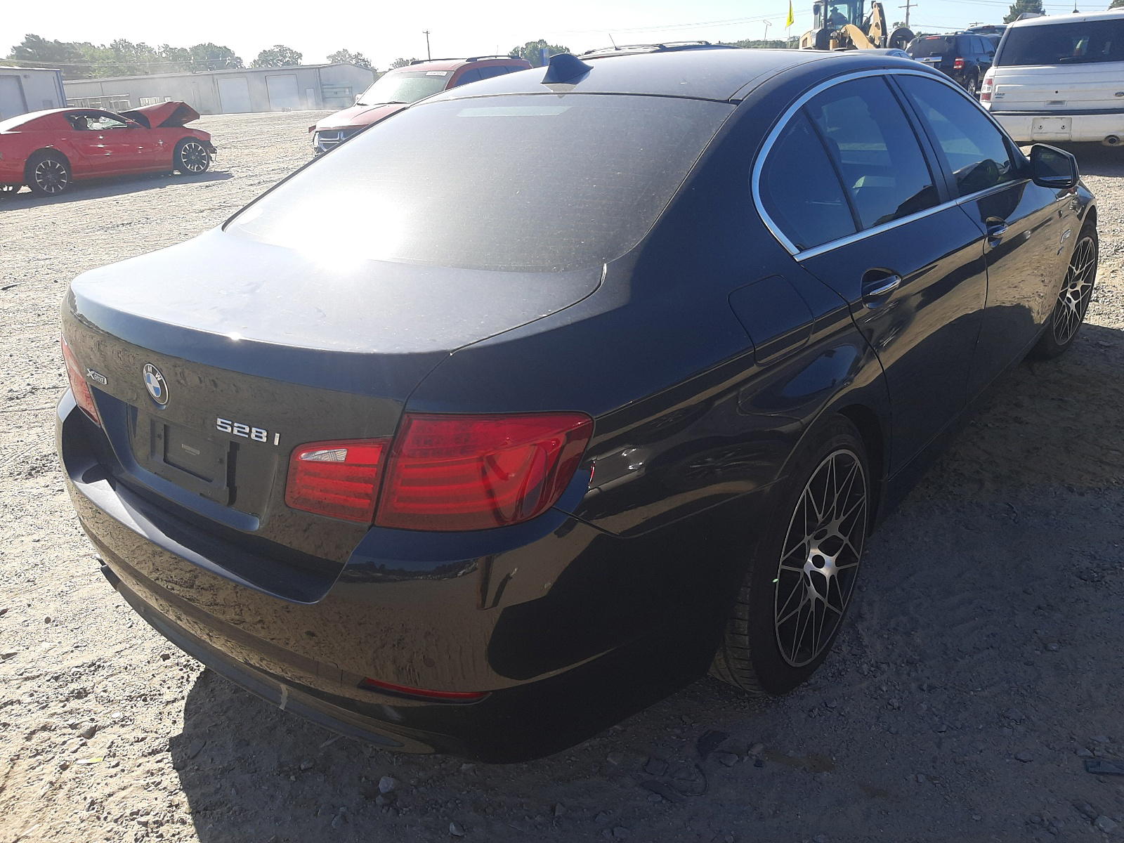 Photo 4 from auction – 2012 BMW 528 XI with VIN WBAXH5C50CDW05836