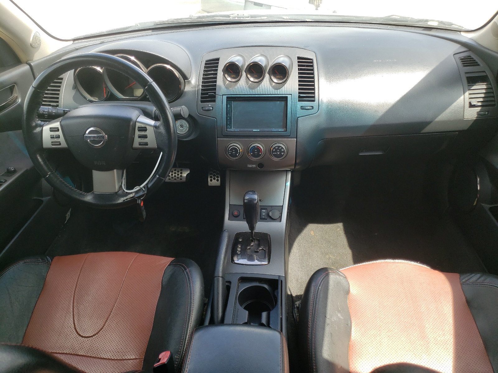 Photo 9 from auction – 2006 NISSAN ALTIMA SE with VIN 1N4BL11E96C223800