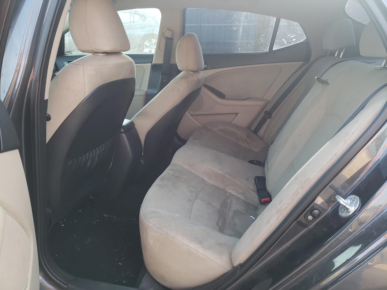 Photo 6 from auction – 2015 KIA OPTIMA LX with VIN KNAGM4A78F5633778
