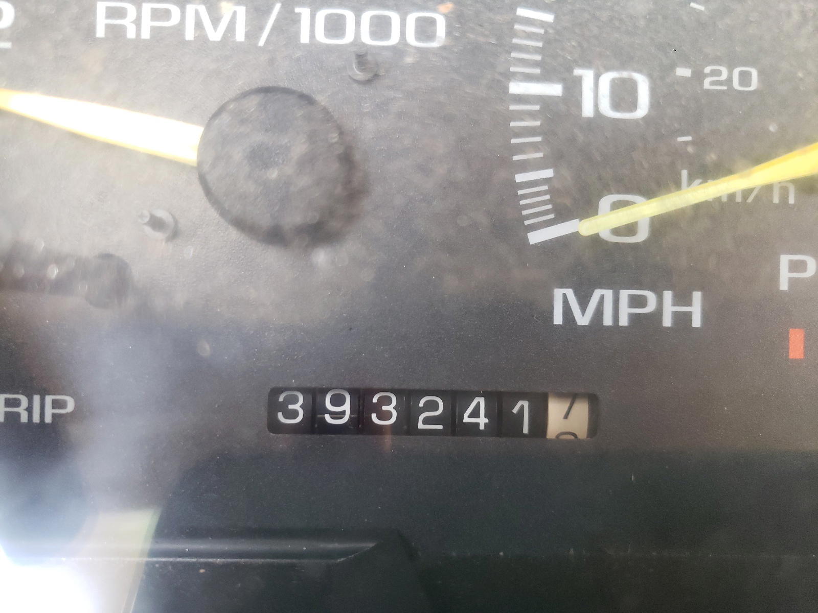 Photo 8 from auction – 1998 GMC SIERRA C15 with VIN 1GTEC19M4WE515426
