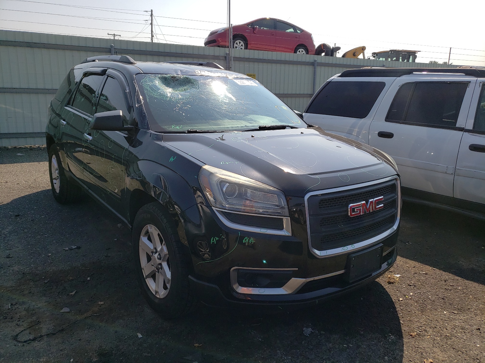 GMC ACADIA SLE 2016 with VIN 1GKKRNED6GJ106484 - Photo from auction