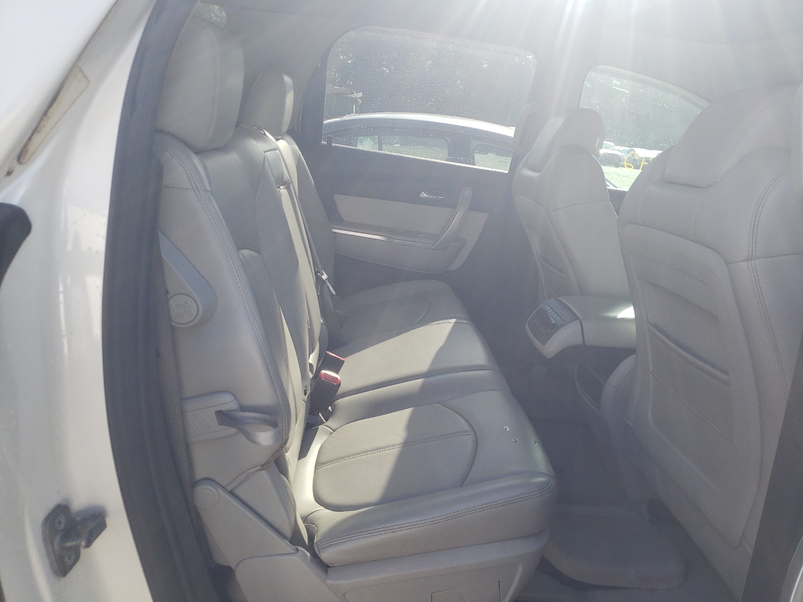 Photo 6 from auction – 2008 GMC ACADIA SLT with VIN 1GKEV33758J178210