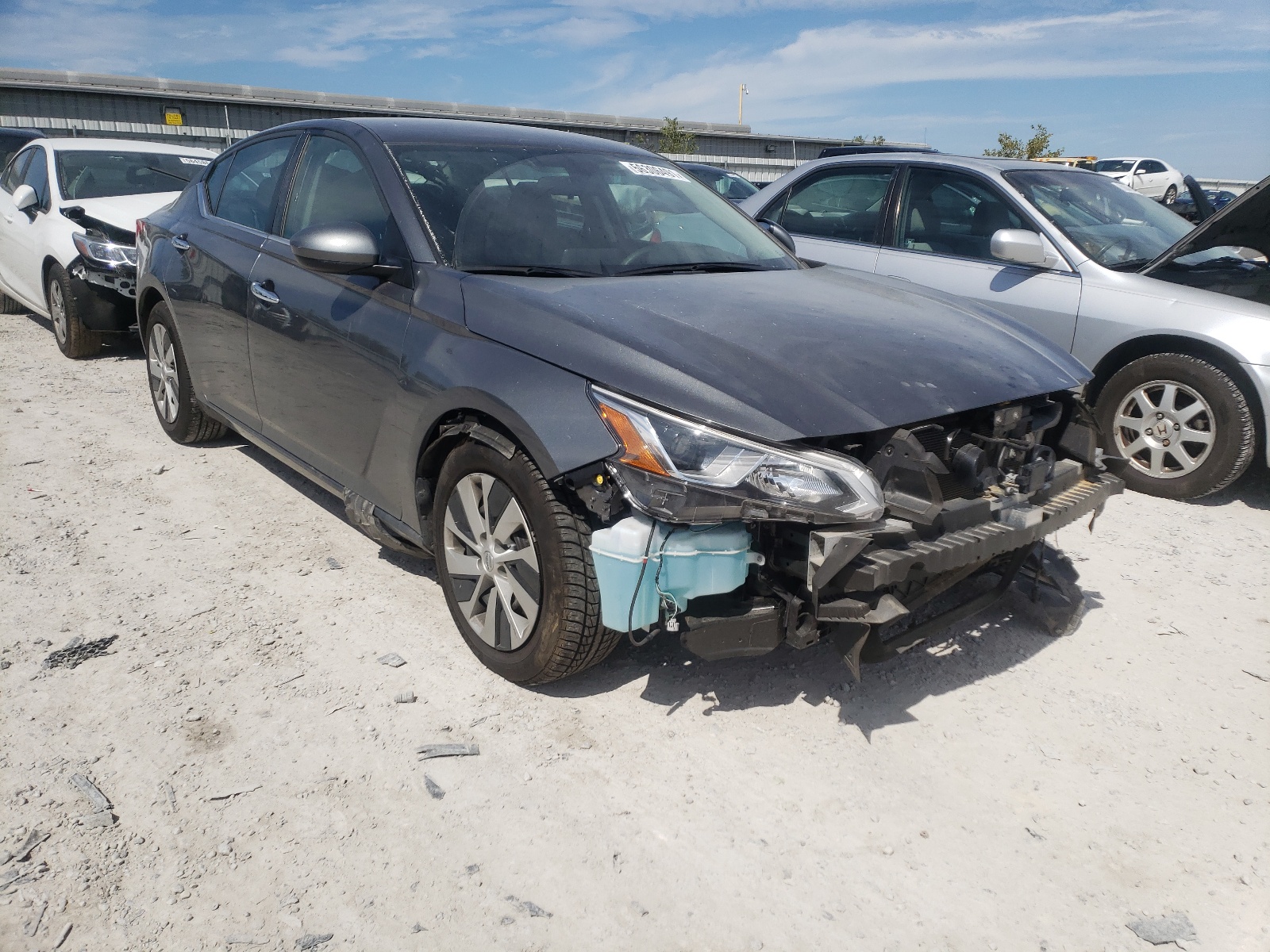 Photo 1 from auction – 2020 NISSAN ALTIMA S with VIN 1N4BL4BV3LC118875
