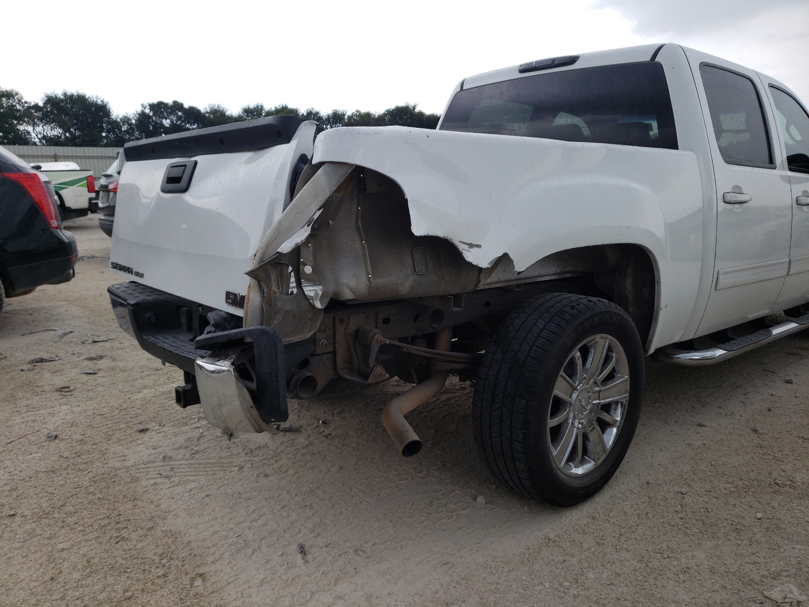 Zdjęcie 9 z aukcji – 2008 GMC SIERRA C15 z VIN 2GTEC13J081170690